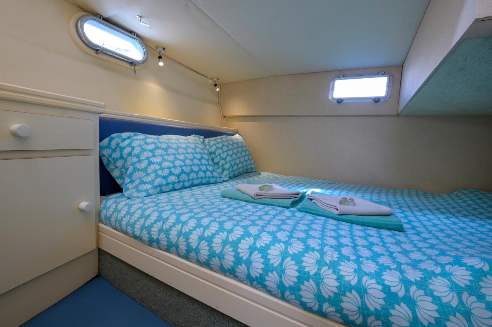 Boat Hotel Barcelona سان أدريان دي بيزوس الغرفة الصورة